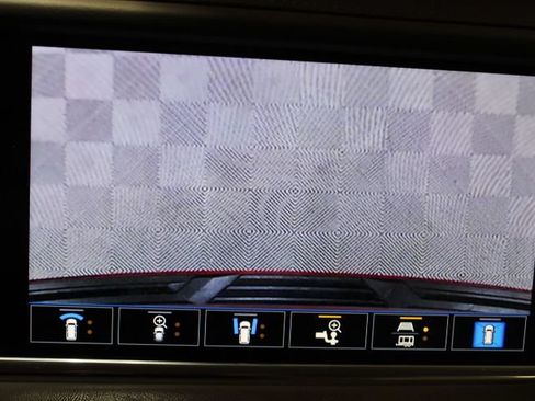Used 2021 GMC Yukon Denali w/ Denali Ultimate Package AWD/4WD image 63
