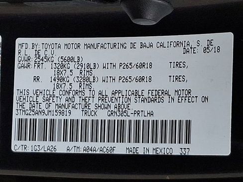 Used 2018 Toyota Tacoma Limited image 30