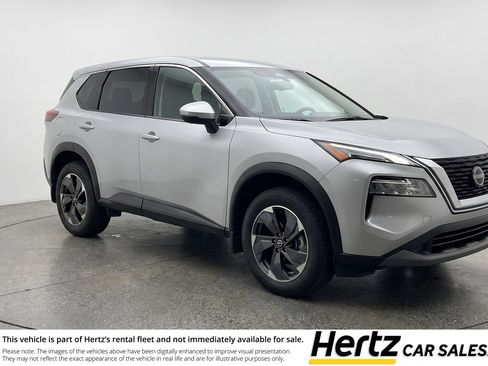 Used 2025 Nissan Rogue SV AWD/4WD image 1