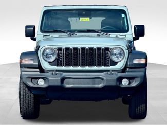 Used 2024 Jeep Wrangler Unlimited Sport AWD/4WD video 2
