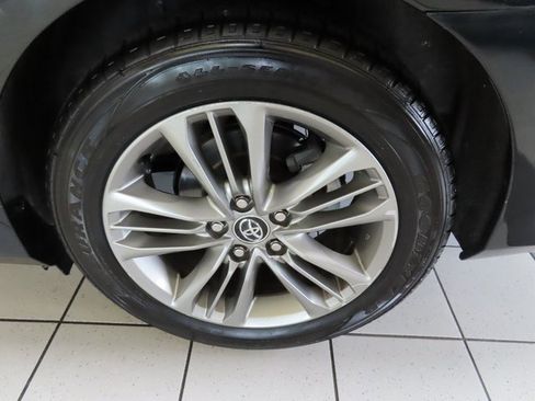 Used 2015 Toyota Camry SE image 16