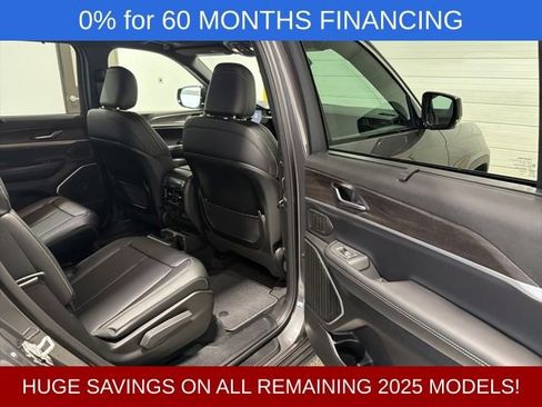 New 2025 Jeep Grand Cherokee L Limited w/ Luxury Tech Group II image 17