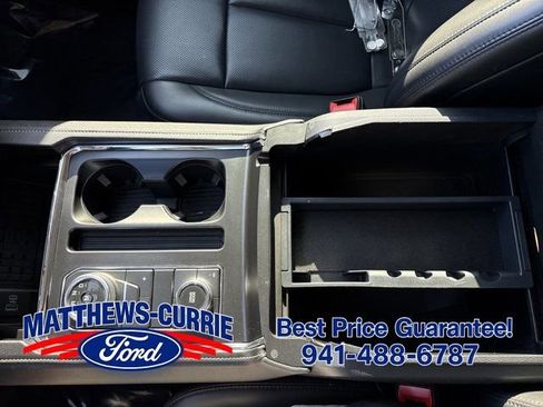 Used 2022 Ford Expedition XLT AWD/4WD image 24