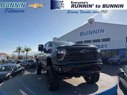 New 2026 Chevrolet Silverado 2500 LT w/ Trail Boss Package AWD/4WD image 1
