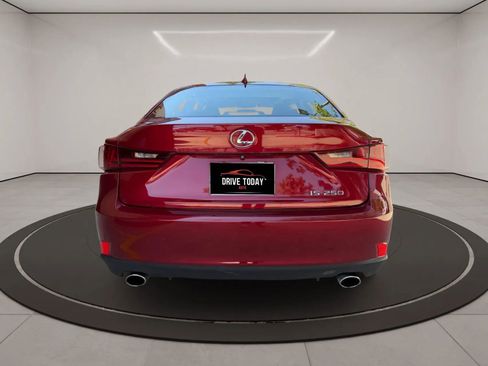 Used 2015 Lexus IS 250 RWD image 4