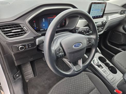 Used 2025 Ford Escape Active AWD/4WD image 11