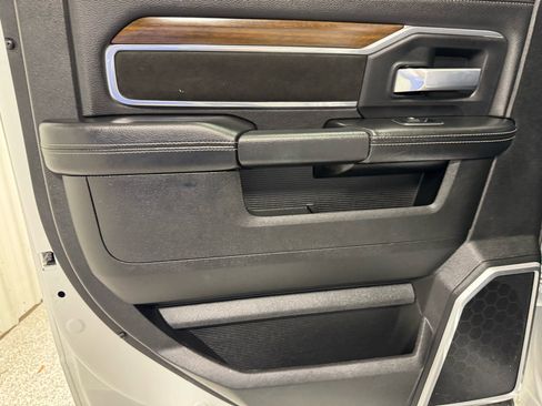 Used 2024 RAM 2500 Laramie image 19