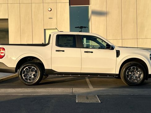 New 2026 Ford Maverick XLT w/ XLT Luxury Package image 2