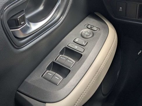 Used 2026 Honda HR-V EX-L image 19