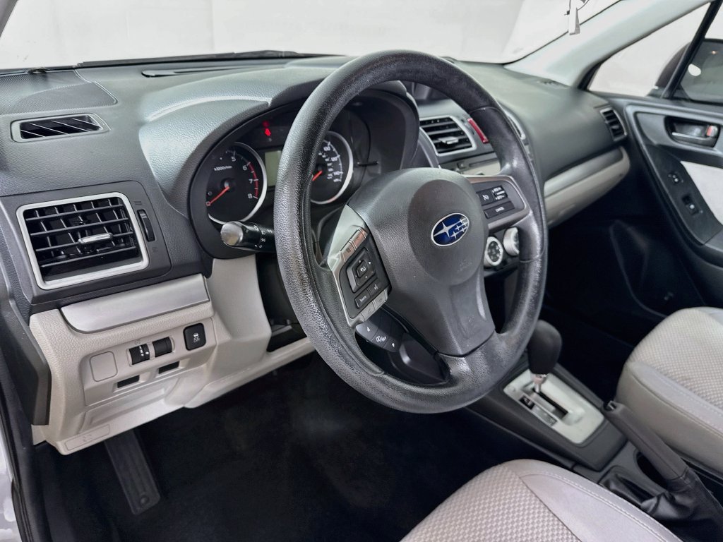 Used 2016 Subaru Forester 2.5i Premium w/ All-Weather Package AWD/4WD image 9