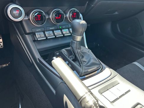 Certified 2024 Toyota GR86 Premium RWD image 19