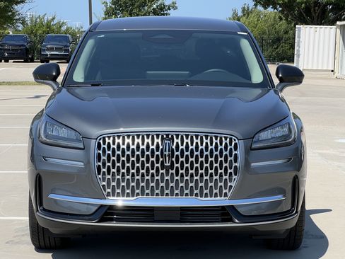 New 2025 Lincoln Corsair FWD image 13