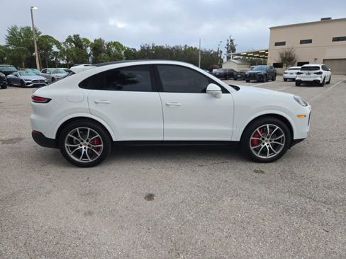 Used 2024 Porsche Cayenne S image 6