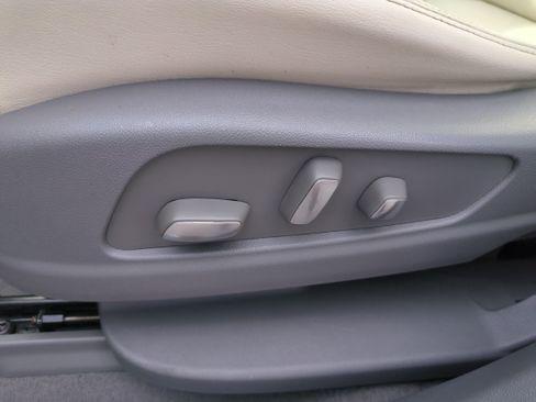 Used 2021 Cadillac XT6 Premium Luxury image 25