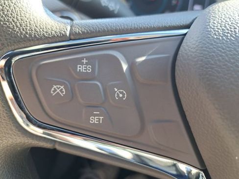 Used 2017 Chevrolet Cruze LT w/ Convenience Package image 27