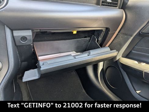 Used 2016 Ford Mustang Shelby GT350 w/ Technology Package image 27