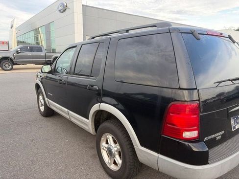 Used 2002 Ford Explorer XLT AWD/4WD image 9