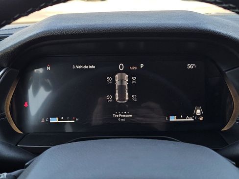 New 2025 Jeep Grand Cherokee Laredo image 16