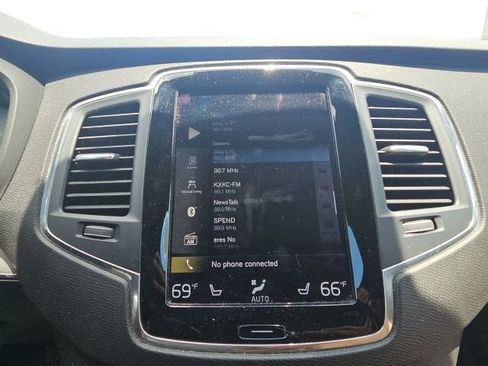 Used 2017 Volvo XC90 T6 Momentum w/ Vision Package AWD/4WD image 36