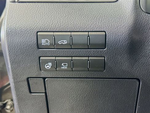 Used 2022 Lexus RX 350L FWD w/ Premium Package image 11