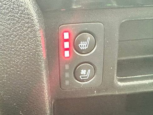 Used 2024 Honda Passport Black Edition image 17