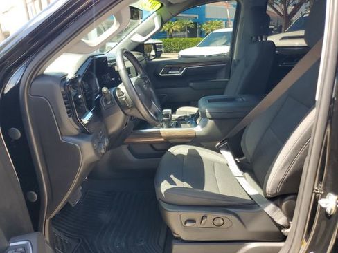 Certified 2022 Chevrolet Silverado 1500 RST image 16