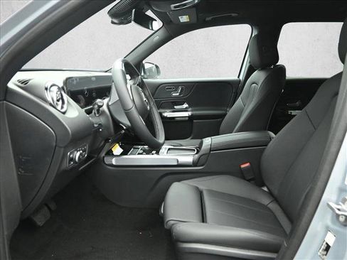 Certified 2026 Mercedes-Benz GLB 250 GLB 250 image 8