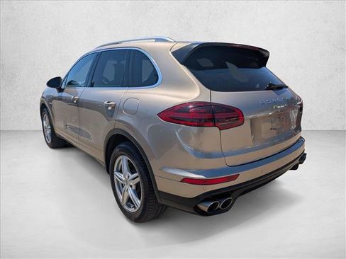 Used 2016 Porsche Cayenne S AWD/4WD image 8