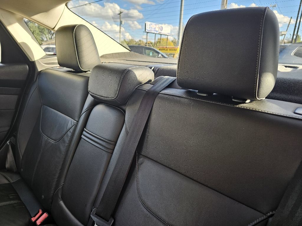 Used 2016 Ford Focus SE w/ Equipment Group 201A FWD image 38