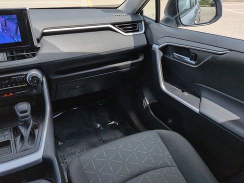 Certified 2024 Toyota RAV4 XLE w/ Convenience Package FWD image 17