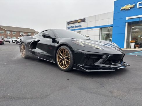 Used 2023 Chevrolet Corvette Stingray Convertible w/ Z51 Performance Package image 7