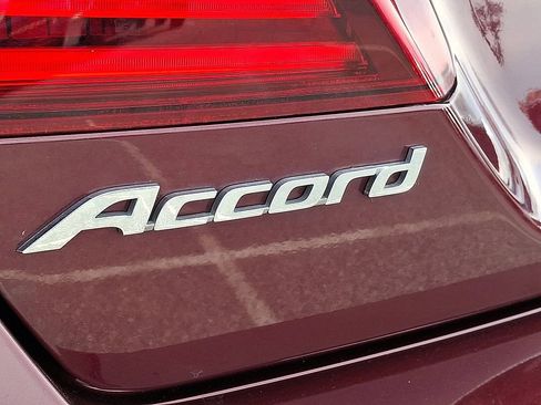 Used 2016 Honda Accord Sport image 29