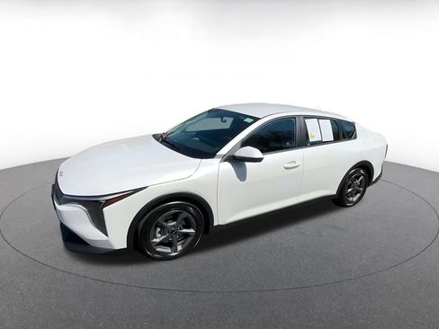 Used 2026 Kia K4 FWD image 9