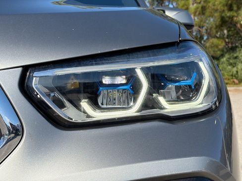 Used 2023 BMW X6 M Base w/ Executive Package image 9