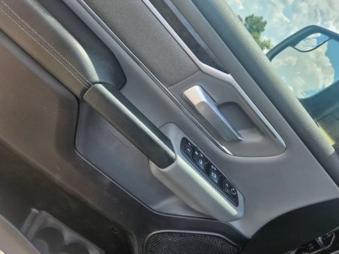Used 2019 RAM 1500 Big Horn RWD image 11