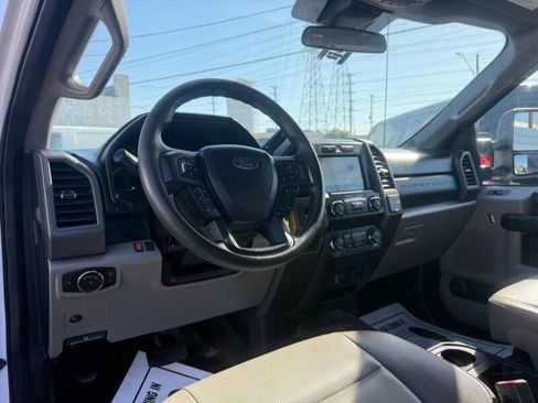 Used 2020 Ford F250 XL w/ Power Equipment Group RWD image 13