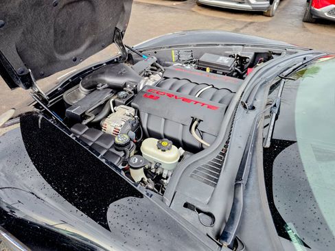 Used 2010 Chevrolet Corvette Convertible w/ Preferred Equipment Group image 27