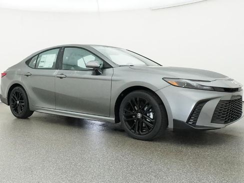 New 2026 Toyota Camry SE FWD image 29