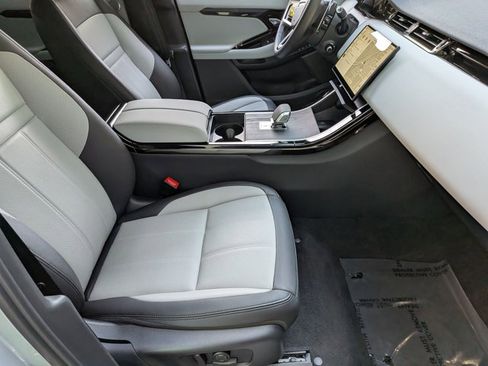 Used 2026 Land Rover Range Rover Evoque Dynamic SE image 22