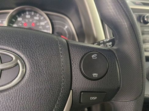 Used 2013 Toyota RAV4 XLE AWD/4WD image 31
