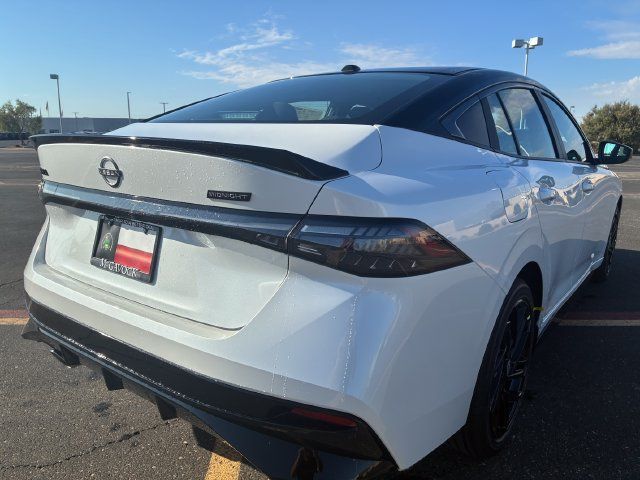 New 2027 Nissan Sentra SR w/ SR Premium Package FWD image 6