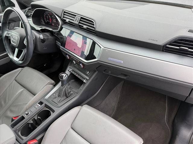 Used 2022 Audi Q3 2.0T Premium Plus AWD/4WD image 22