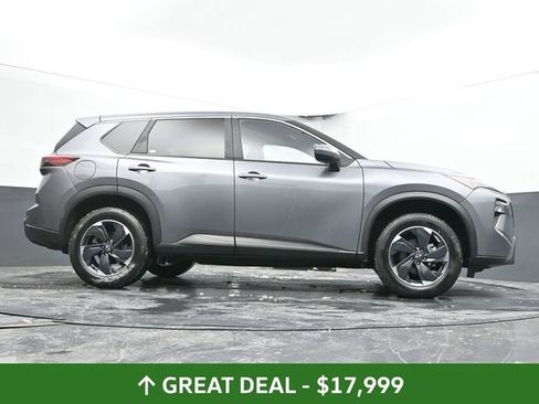 Used 2024 Nissan Rogue SV image 52
