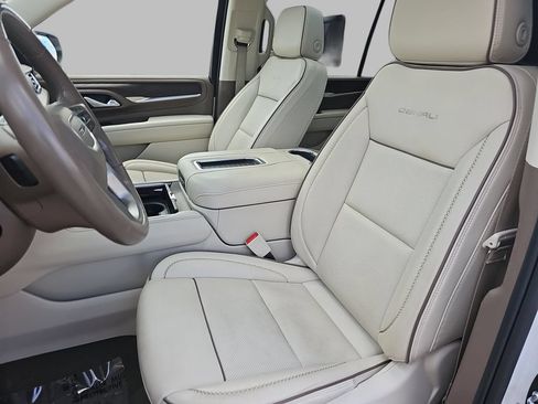 Used 2023 GMC Yukon XL Denali w/ Denali Reserve Package AWD/4WD image 21