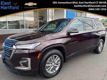 Used 2023 Chevrolet Traverse LT w/ Rear Camera Mirror Package