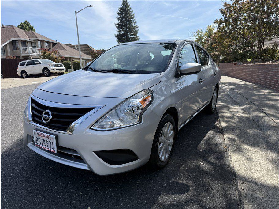 Used 2019 Nissan Versa S Plus FWD image 1