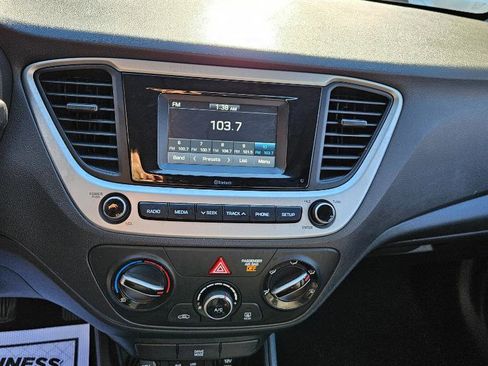 Used 2020 Hyundai Accent SE image 20