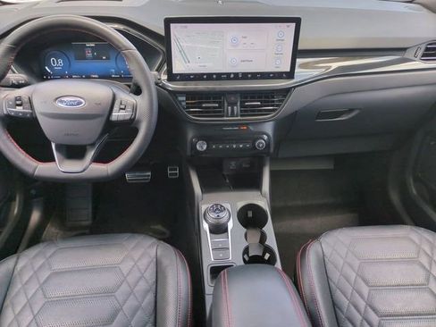 Certified 2023 Ford Escape ST-Line Elite w/ Premium Technology Package AWD/4WD image 15