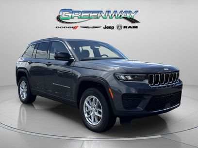 New 2025 Jeep Grand Cherokee Laredo X w/ Luxury Tech Group I