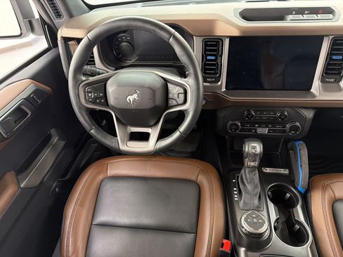Used 2023 Ford Bronco Outer Banks AWD/4WD image 30